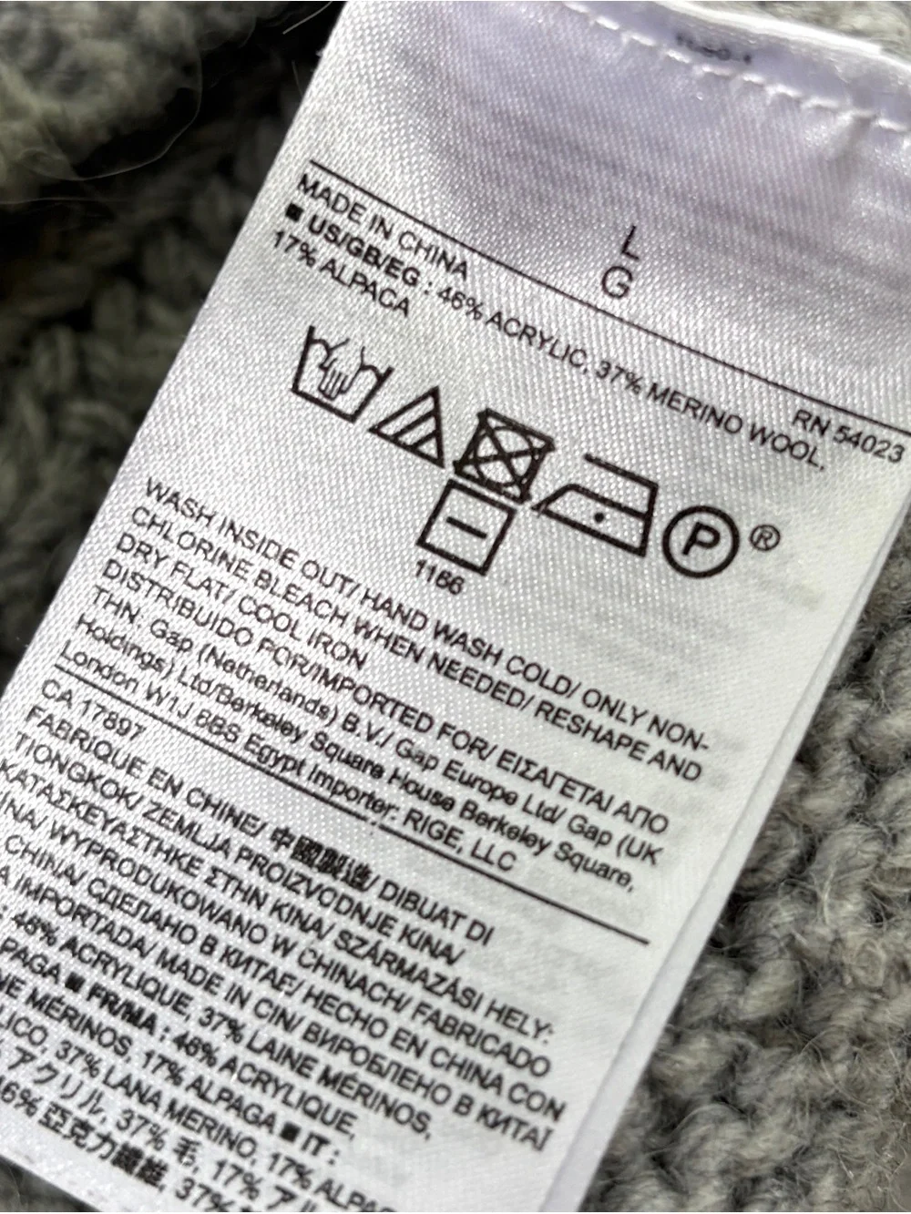 Banana Republic Italian yarn sweater - Picture 4 of 4